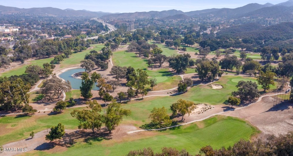 308 Pebble Beach Dr, Thousand Oaks CA  91320-4124 exterior