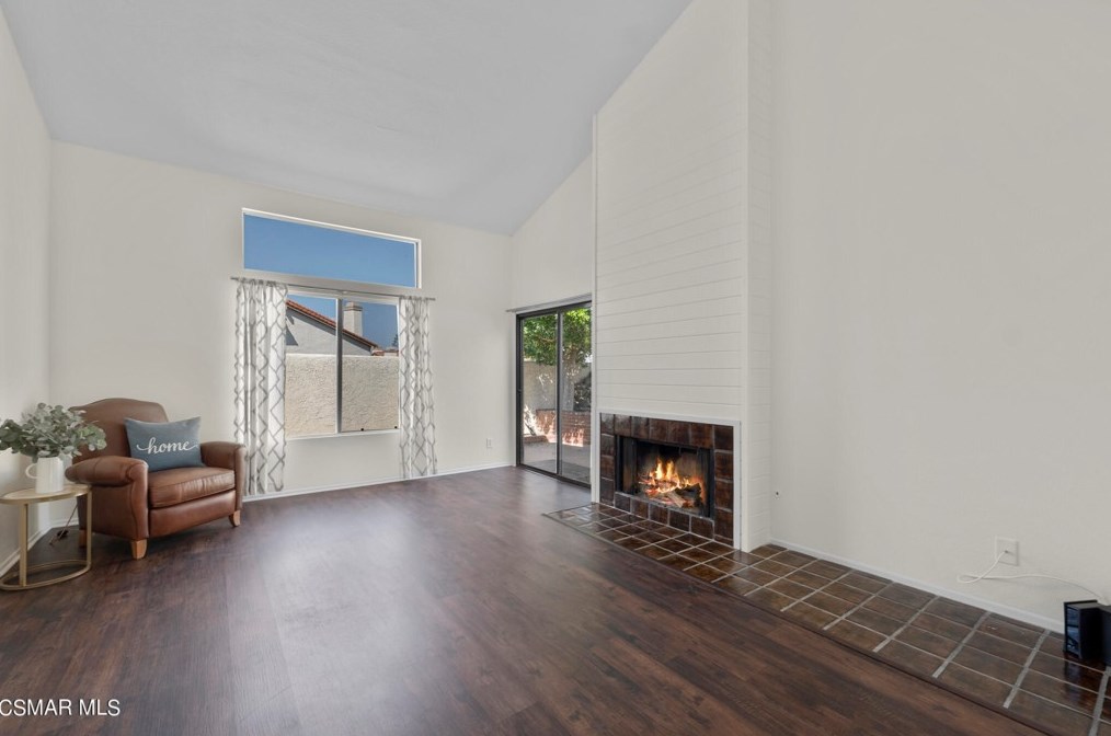 308 Pebble Beach Dr, Thousand Oaks CA  91320-4124 exterior