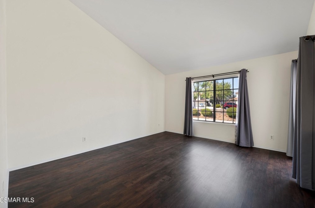 308 Pebble Beach Dr, Thousand Oaks CA  91320-4124 exterior