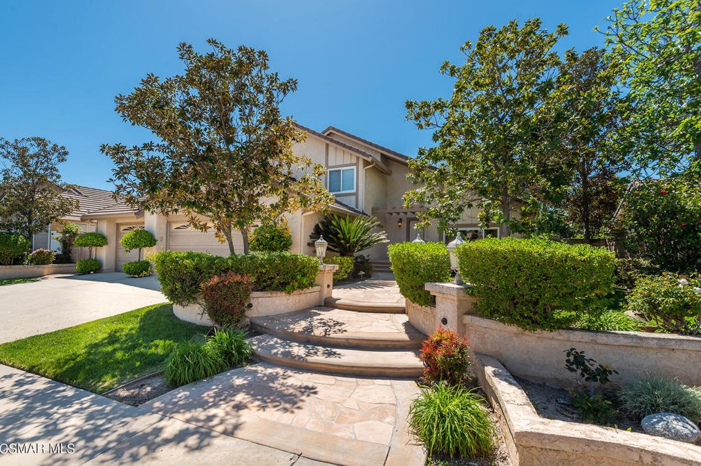 3177 Hidden Creek Ave, Thousand Oaks, CA 91360-1153