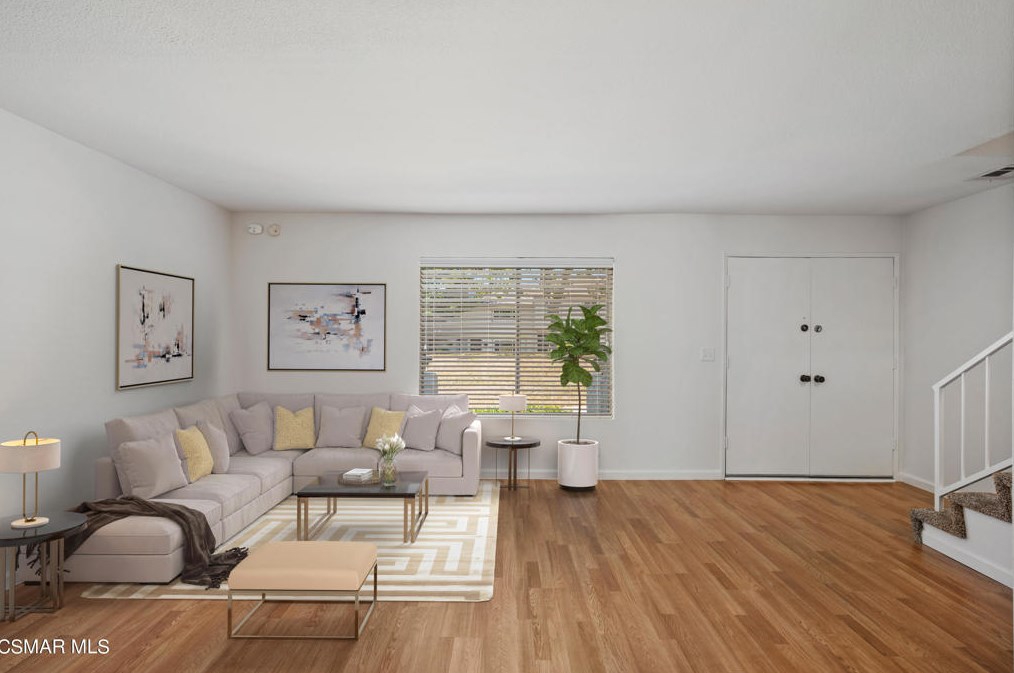 280 Green Lea Pl, Thousand Oaks, CA 91361-1122