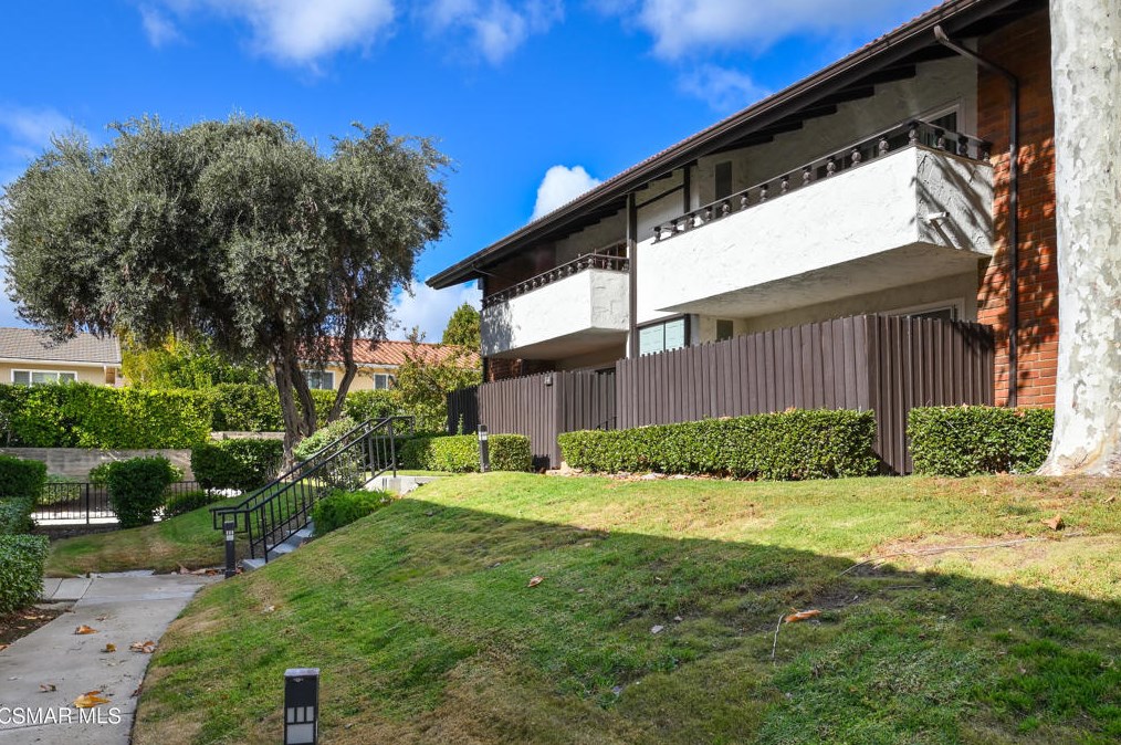 31574 Agoura Rd #2, Thousand Oaks, CA 91361