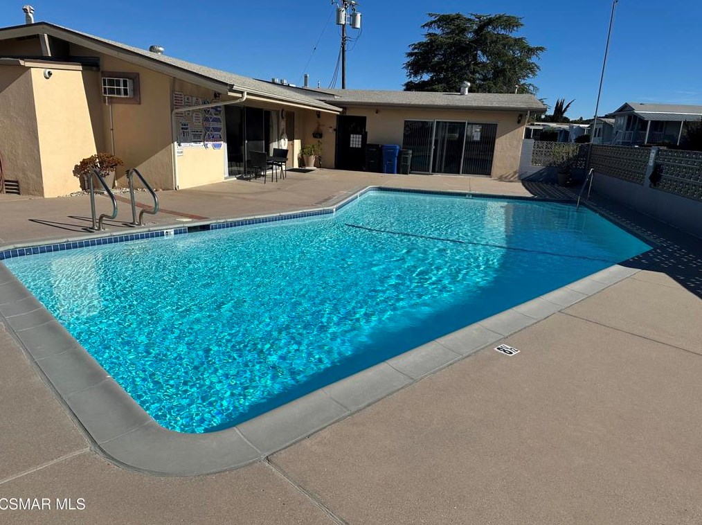 73 Suzanne Ct, Thousand Oaks, CA 91320