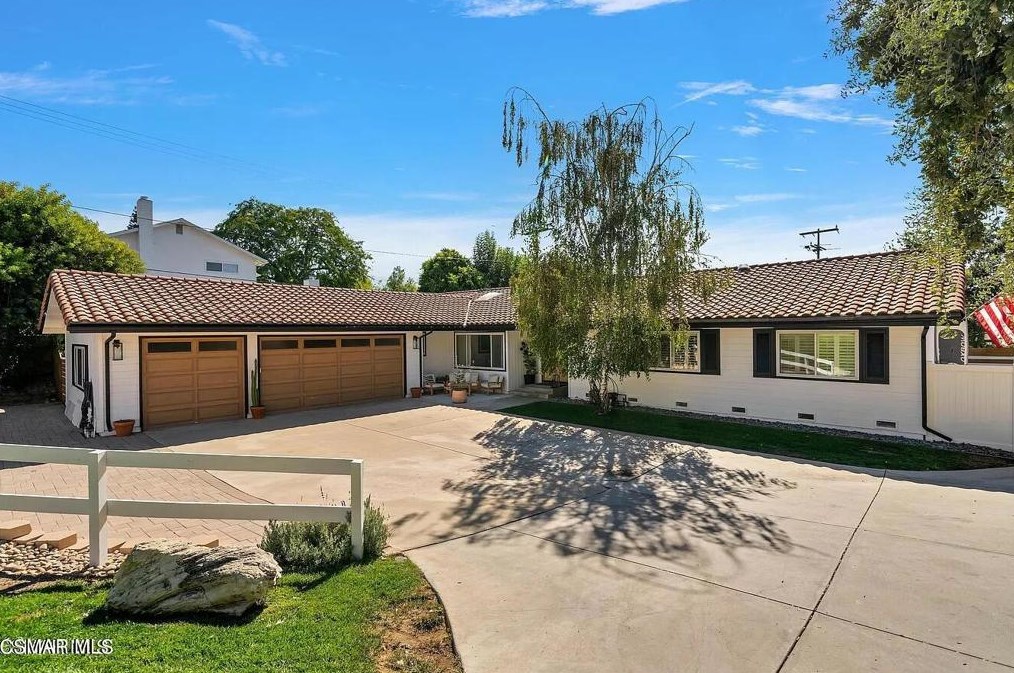 1392 La Jolla Dr, Thousand Oaks, CA 91362-2227