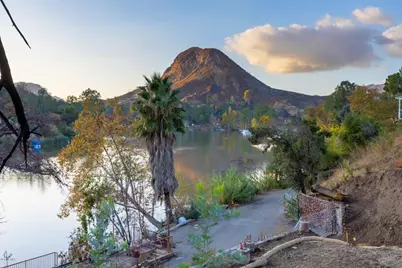 2026 Lakeshore Drive, Agoura Hills, CA 91301 - Photo 2