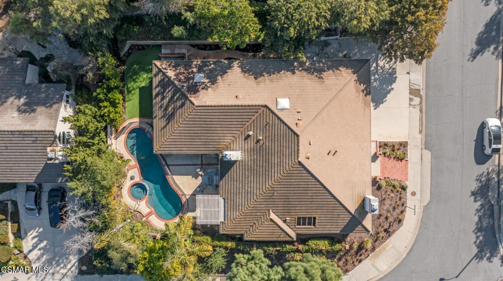 2487 La Granada Dr, Thousand Oaks, CA 91362-2407