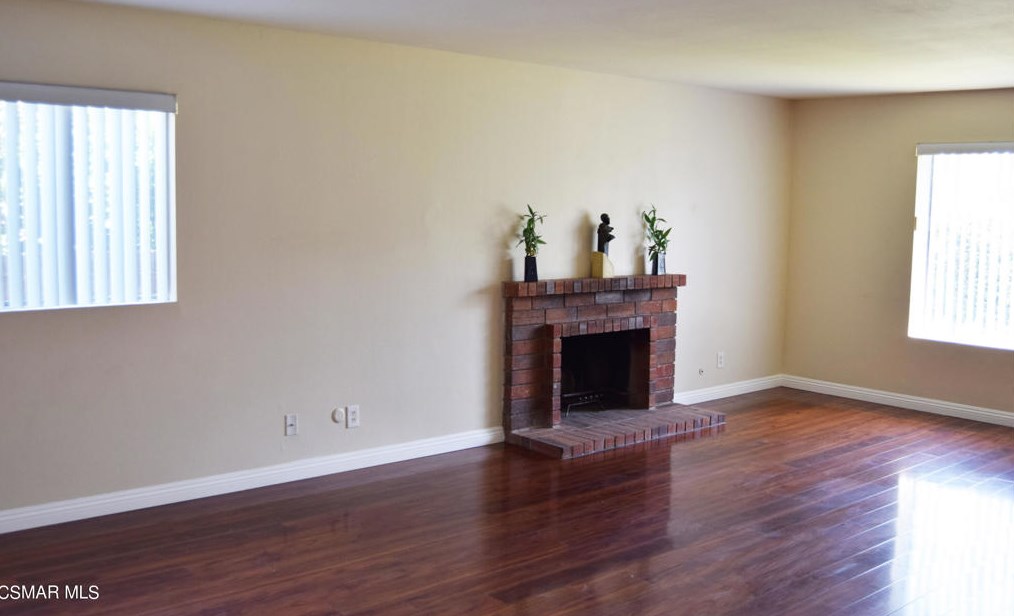 30879 Overfall Dr, Thousand Oaks CA  91362-4118 exterior