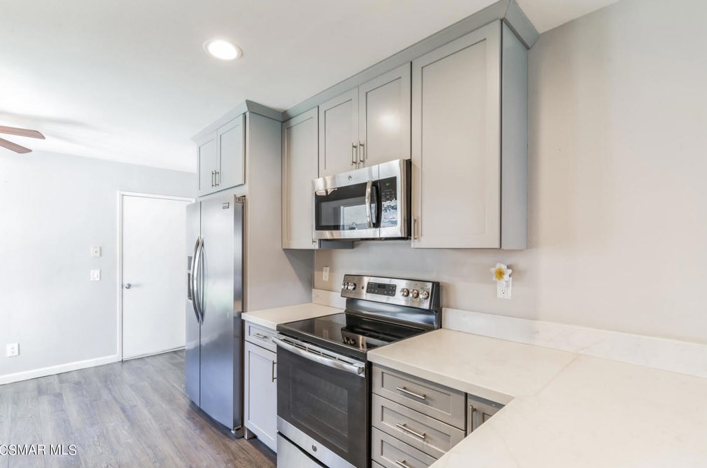 26118 Village 26, Camarillo, CA 93012