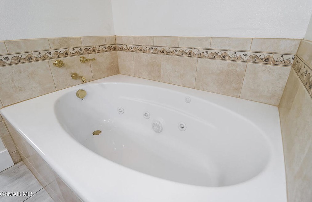 88 Herringbone Ct, Thousand Oaks CA  91320-3849 exterior