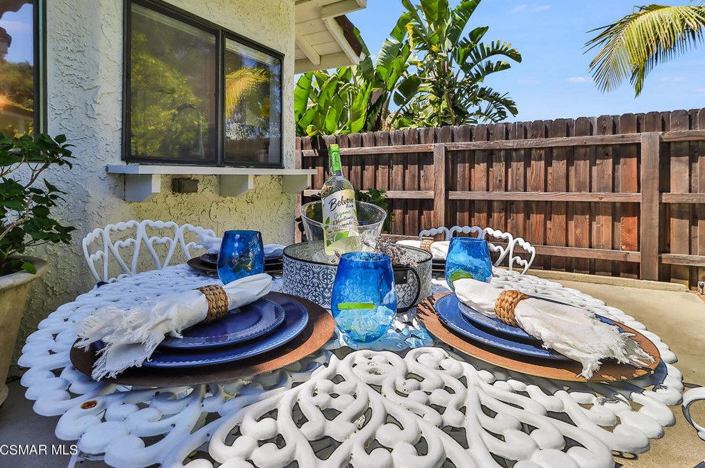 88 Herringbone Ct, Thousand Oaks CA  91320-3849 exterior