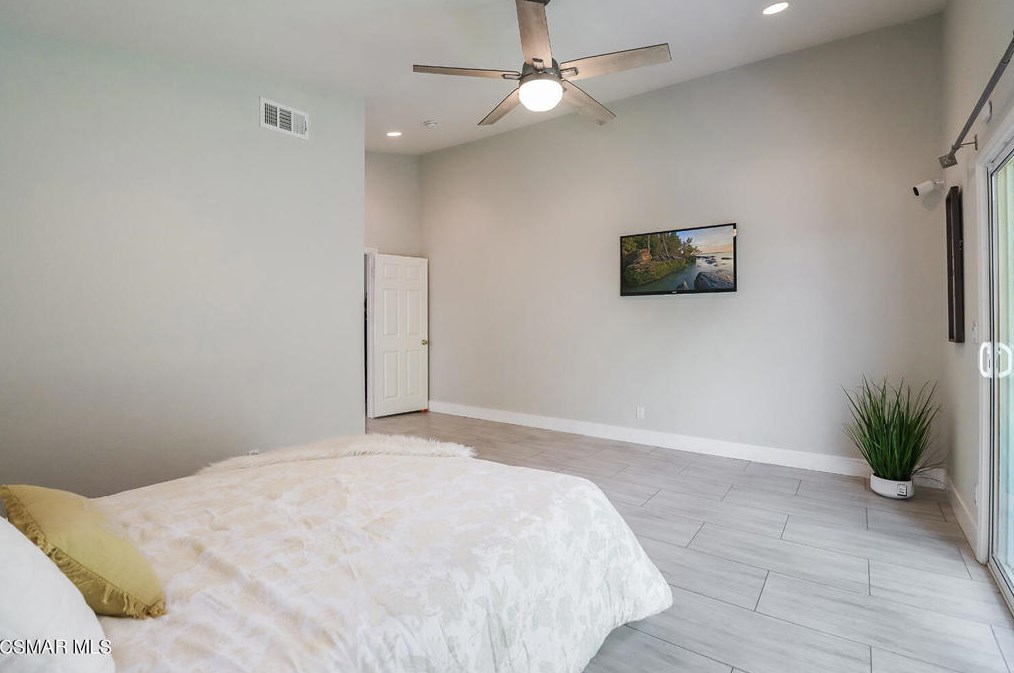 88 Herringbone Ct, Thousand Oaks CA  91320-3849 exterior