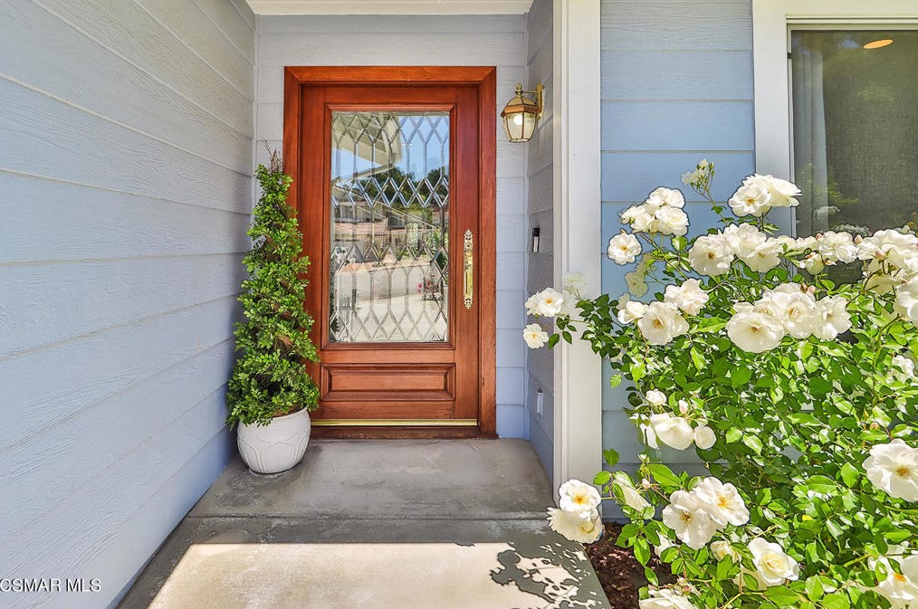 88 Herringbone Ct, Thousand Oaks CA  91320-3849 exterior