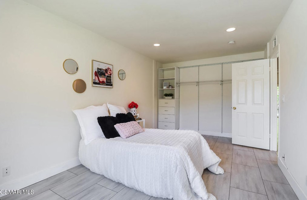 88 Herringbone Ct, Thousand Oaks CA  91320-3849 exterior