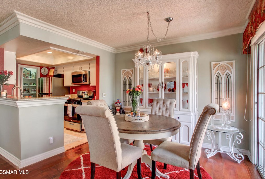 1115 Fitzgerald Rd, Simi Valley, CA 93065-4490