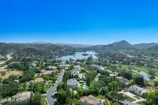 2479 Swanfield Ct, Lake Sherwood, CA 91361 - Photo 14