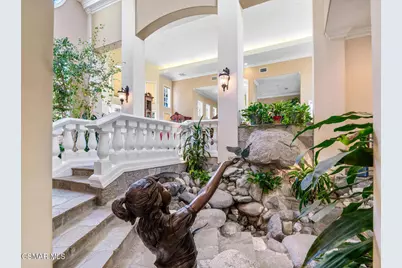 907 Vista Ridge Lane, Westlake Village, CA 91362 - Photo 10