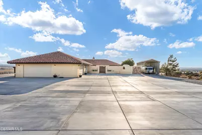 10464 Caribou Avenue, Apple Valley, CA 92308 - Photo 8