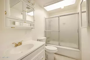 469 Aristotle St, Simi Valley, CA 93065 - Photo 16