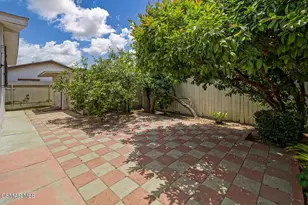 1520 W 107th St, Los Angeles, CA 90047 - Photo 46