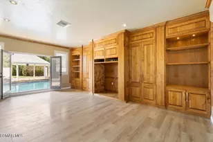 8445 Roseland Ave, Moorpark, CA 93021 - Photo 38