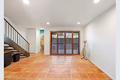 28831 Oakpath Drive #44, Agoura Hills, CA 91301 - Photo 2