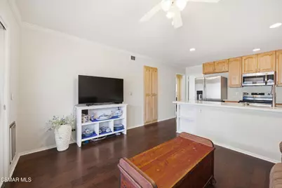 1122 Canterford Circle, Westlake Village, CA 91361 - Photo 10