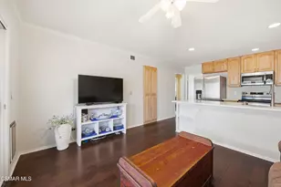 1122 Canterford Cir, Westlake Village, CA 91361 - Photo 10