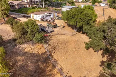 2056 Casual Court, Simi Valley, CA 93065 - Photo 80
