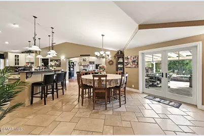 2056 Casual Court, Simi Valley, CA 93065 - Photo 16