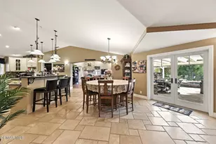 2056 Casual Ct, Simi Valley, CA 93065 - Photo 16