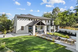 33235 Mulholland Hwy, Malibu, CA 90265 - Photo 12