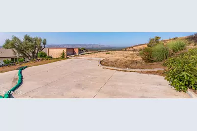1065 Garrido Drive, Camarillo, CA 93010 - Photo 18
