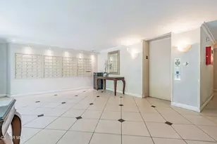 11645 Montana Ave, Los Angeles, CA 90049 - Photo 28