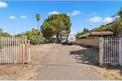 1391 Patricia Avenue, Simi Valley, CA 93065 - Photo 4