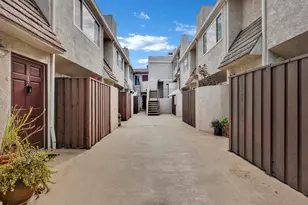 4230 Whitsett Ave, Studio City, CA 91604 - Photo 4