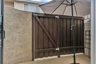 4230 Whitsett Ave, Studio City, CA 91604 - Photo 12