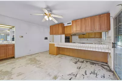 24910 John Fremont Road, Hidden Hills, CA 91302 - Photo 22