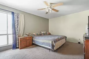 887 Erringer Rd, Simi Valley, CA 93065 - Photo 10