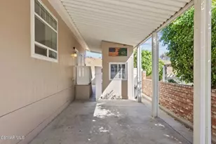 15455 Glenoaks Blvd, Sylmar, CA 91342 - Photo 26