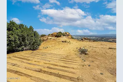 10200 Lilac Lane, Chatsworth, CA 91311 - Photo 40