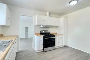 4327 Lou Dr, Simi Valley, CA 93063 - Photo 10