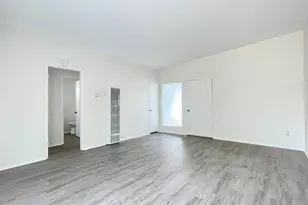 4327 Lou Dr, Simi Valley, CA 93063 - Photo 6