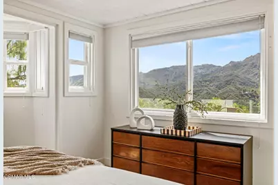 2016 Mount Prospect Drive, Topanga, CA 90290 - Photo 18