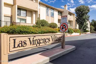 26320 W Plata Ln, Calabasas, CA 91302 - Photo 2