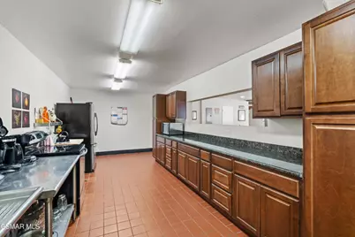 224 Oakleaf Drive #105, Thousand Oaks, CA 91360 - Photo 54