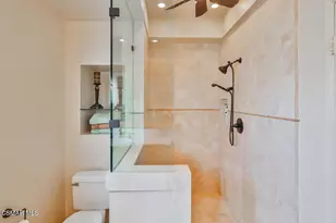 5260 Edgeware Dr, Calabasas, CA 91301 - Photo 24