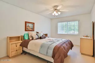 5260 Edgeware Dr, Calabasas, CA 91301 - Photo 36