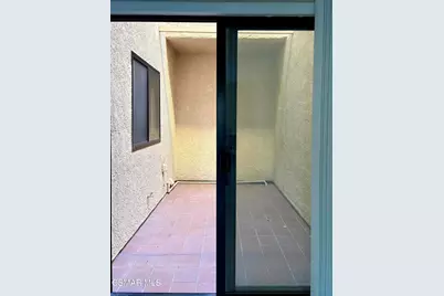 402 Country Club D Drive #D, Simi Valley, CA 93065 - Photo 14