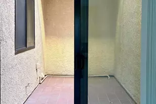 402 Country Club D Dr, Simi Valley, CA 93065 - Photo 14