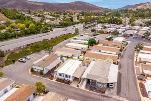 195 Tierra Rejada Road, Simi Valley, CA 93065 - Photo 32